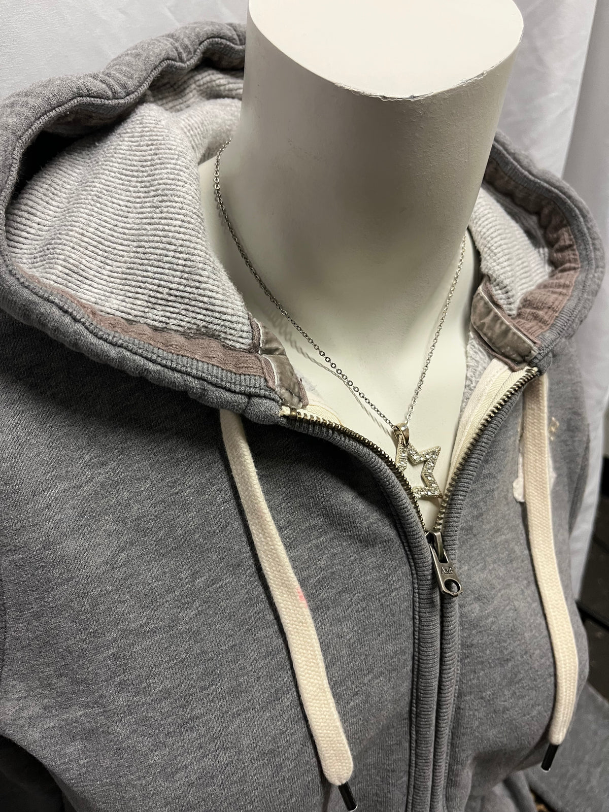 M/L - Abercrombie & Fitch Y2K Grey Zip Hoodie