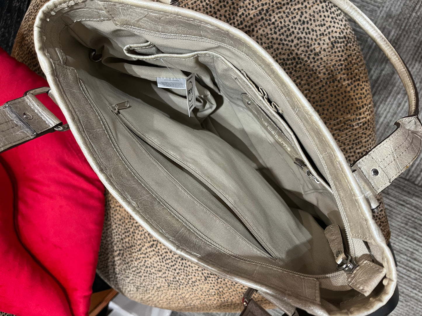 2000s Liz Claiborne Metallic Faux Leather Purse