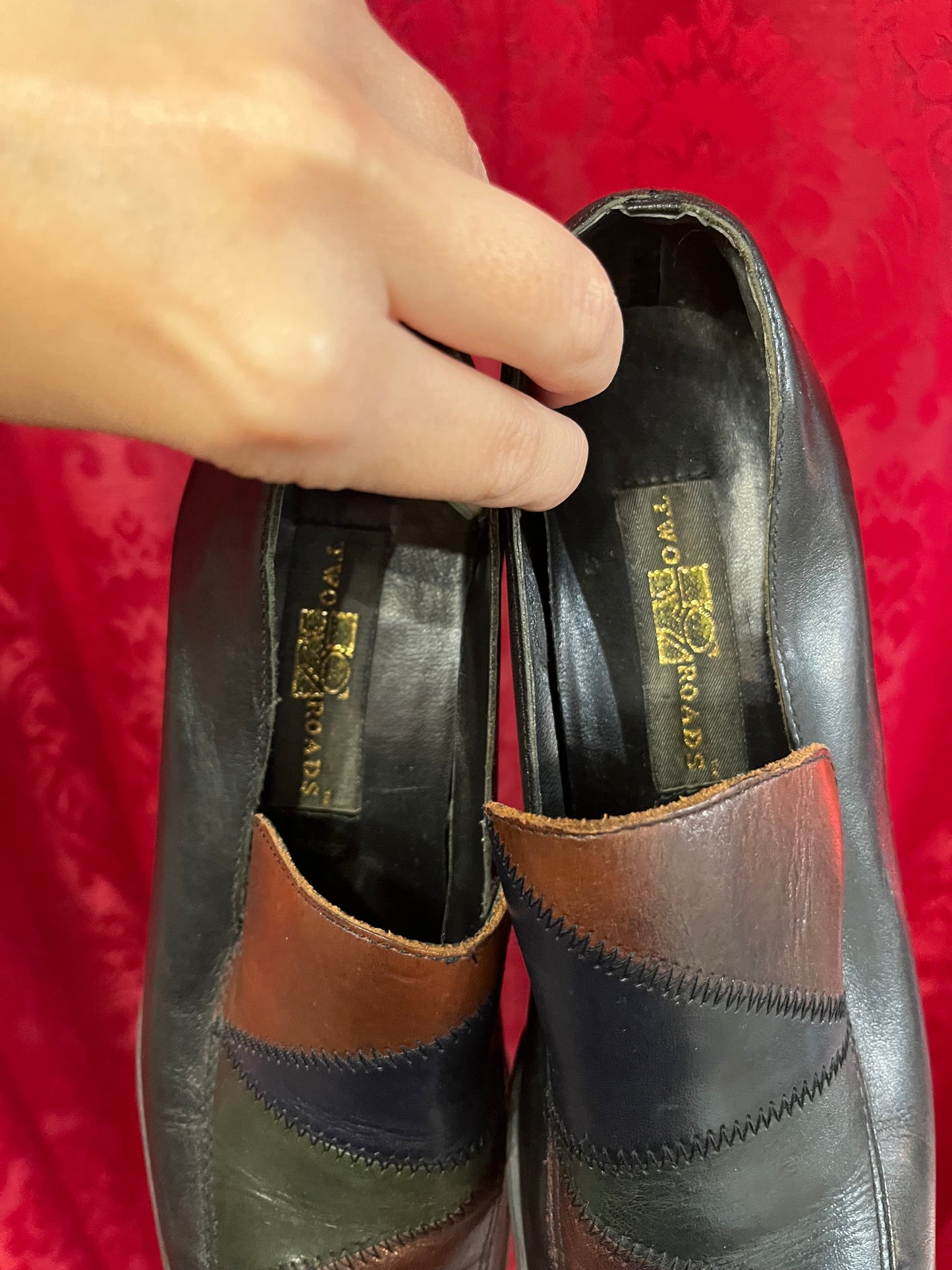 SZ 7 - Two Roads 90s Leather Heeled Loafer