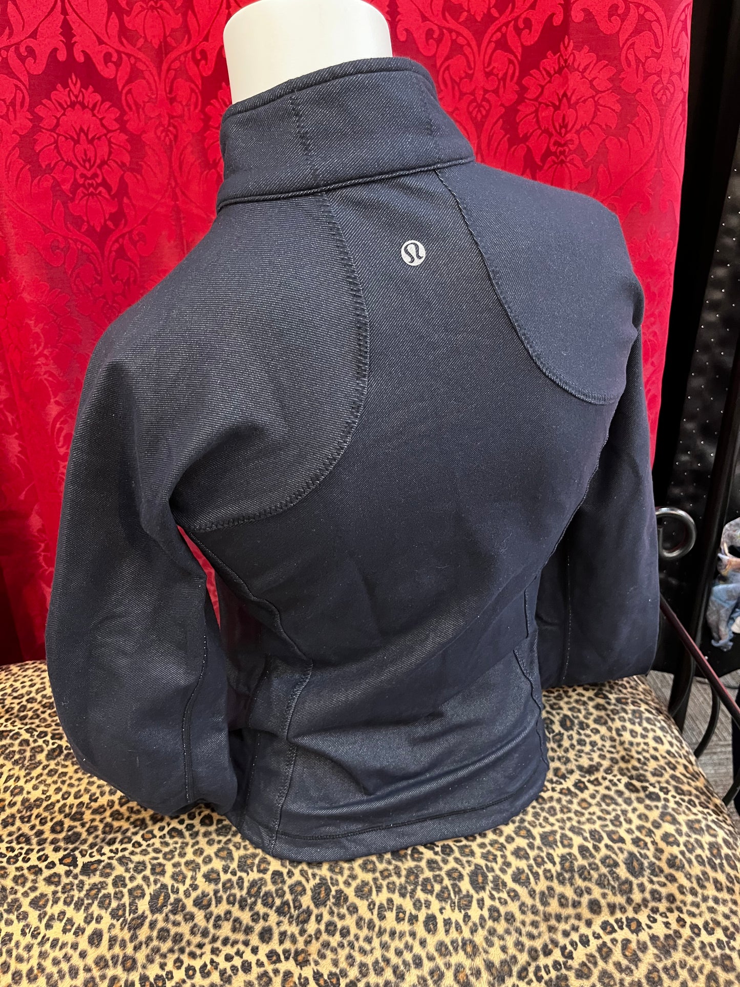 SZ 6 - Lululemon Athletic Zip Up Jacket