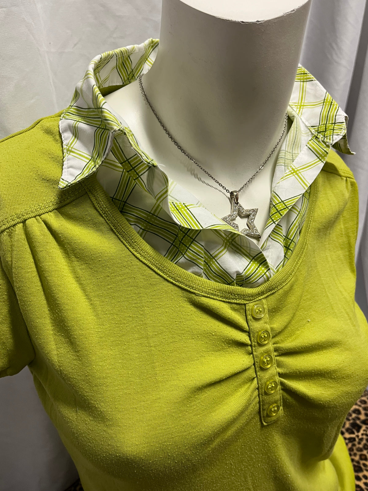 M - 212 Y2K Green Plaid Collared Blouse
