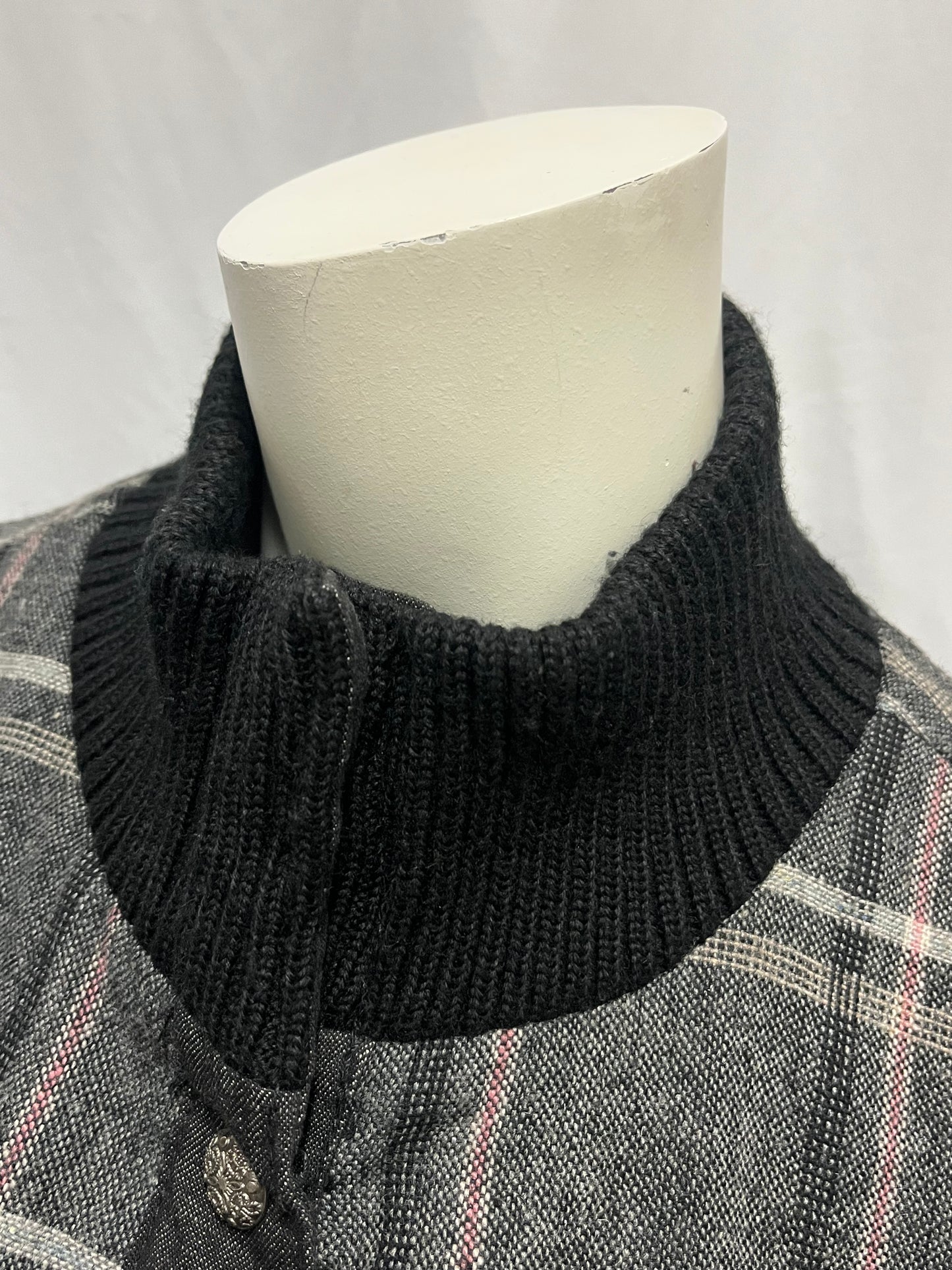 L - Point Zero Y2K Plaid Button Fitted Jacket