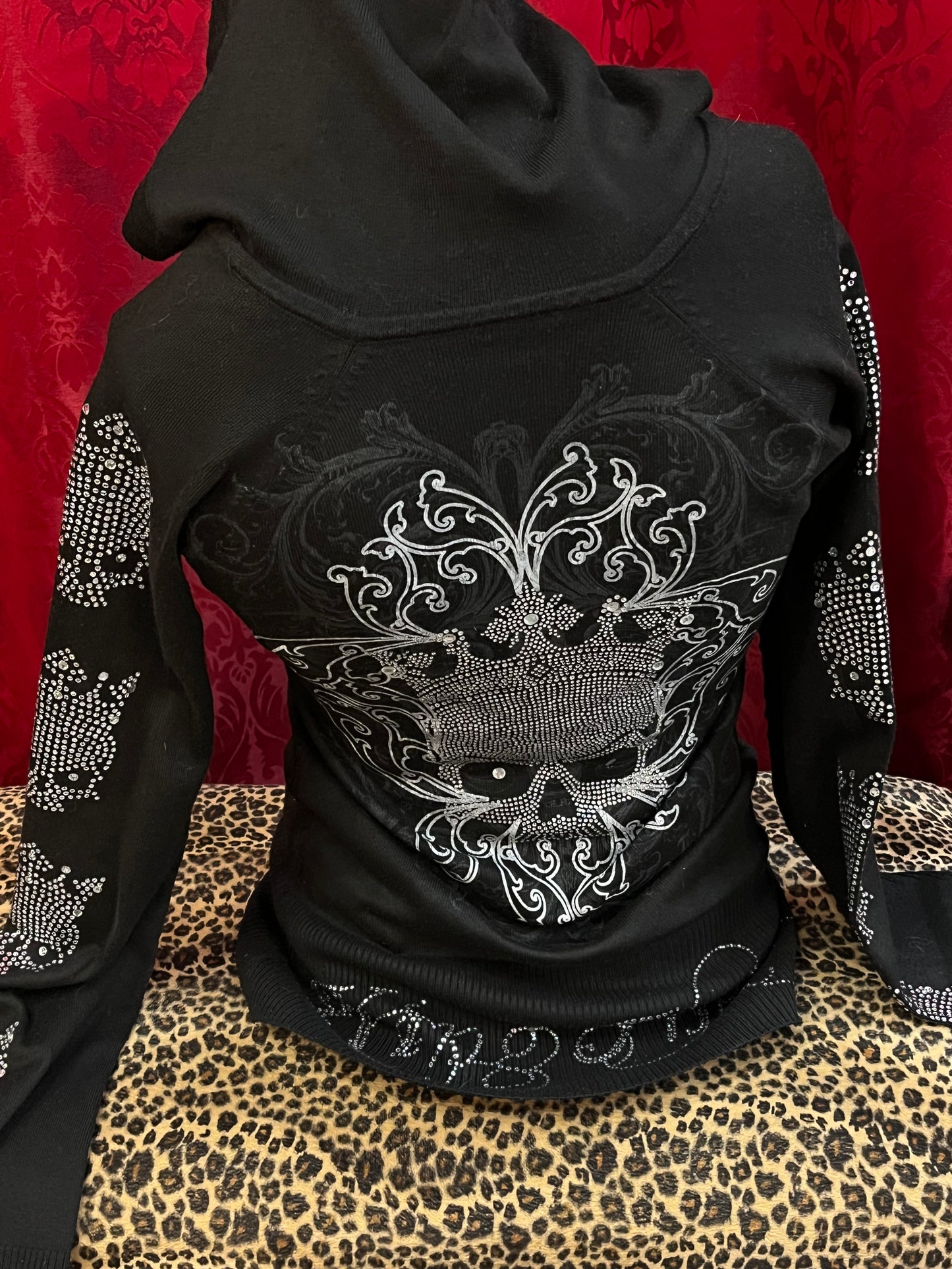 M - 2000s King Ink Rhinestone All-Over Knit Hoodie Top