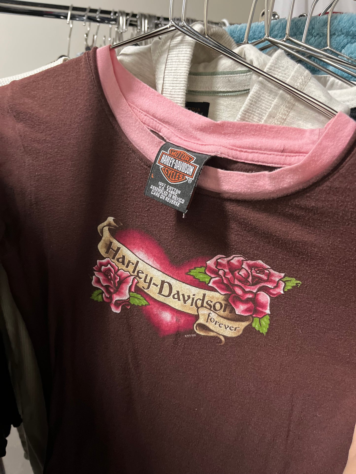 M - Harley Davidson 2005 Forever Heart Graphic Top