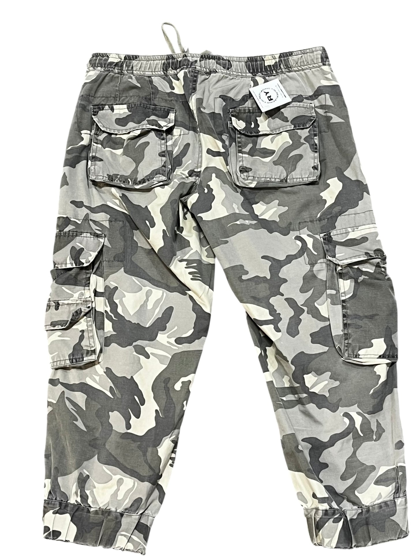 SZ 7 - Seduction 2000s Camo Cargo Capri