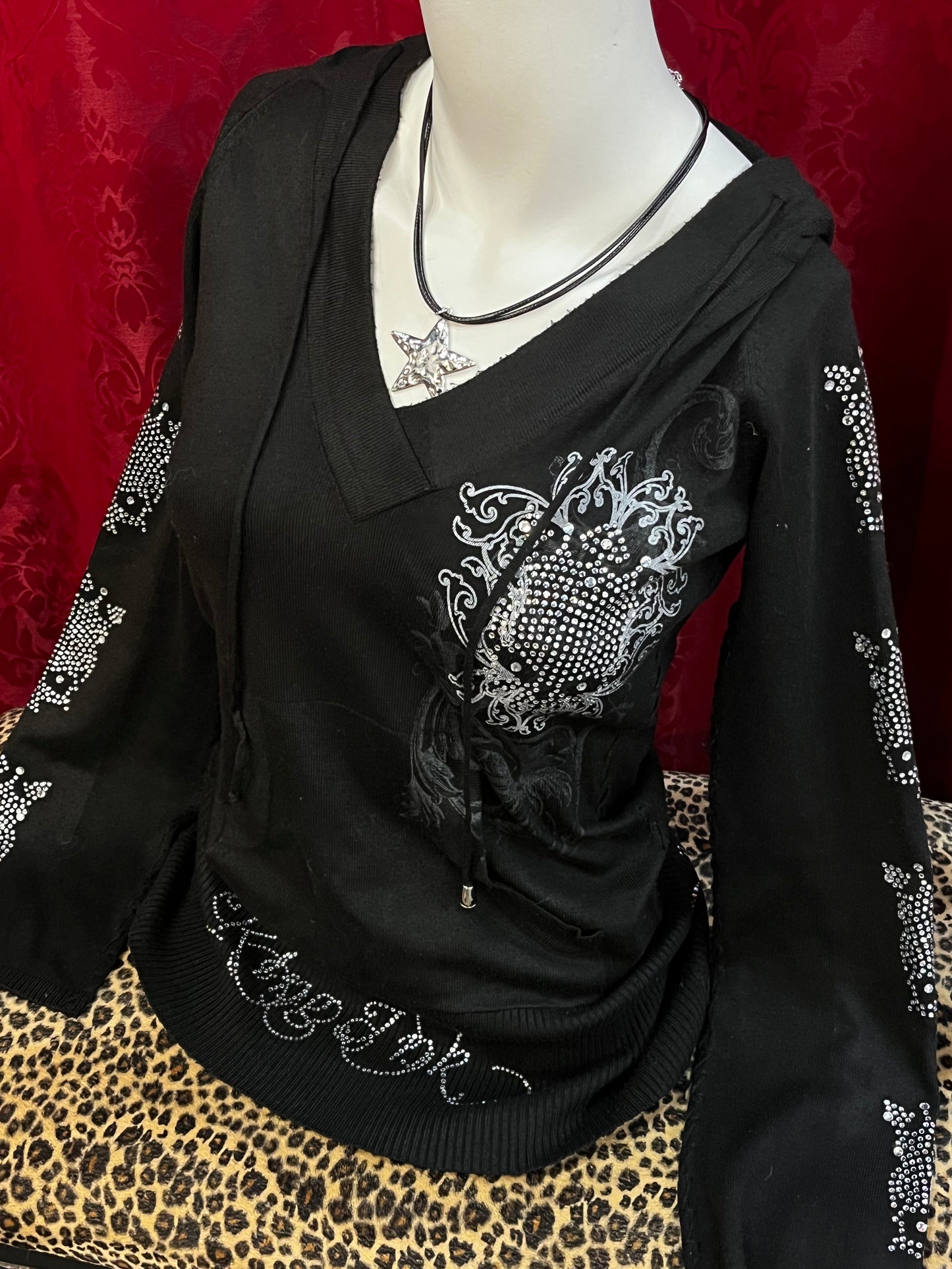 M - 2000s King Ink Rhinestone All-Over Knit Hoodie Top