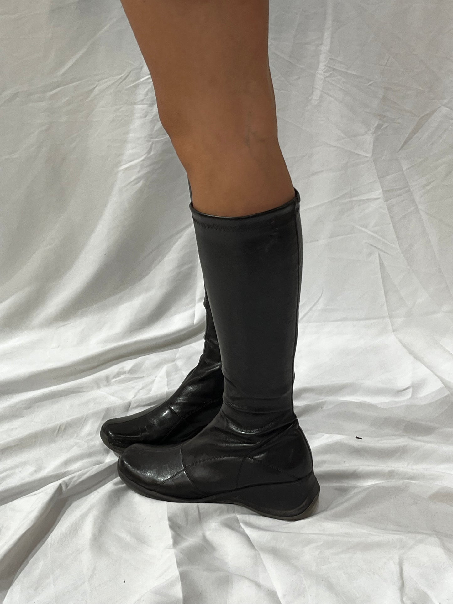 SZ 8 - Roberto Gianni Brown Faux Leather Chunky Boot