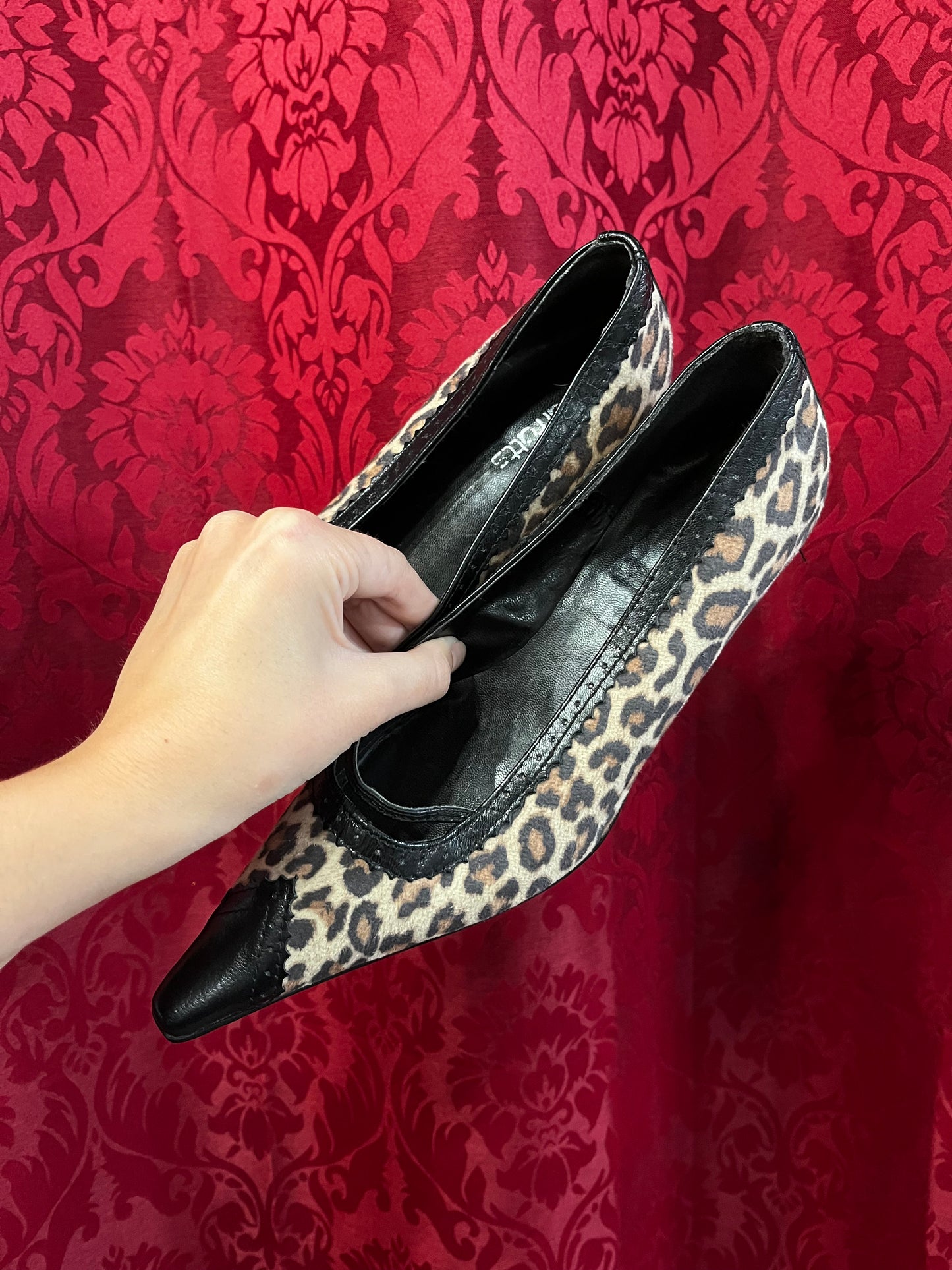 SZ 7.5 - Barratts Vintage Leopard Kitten Heel