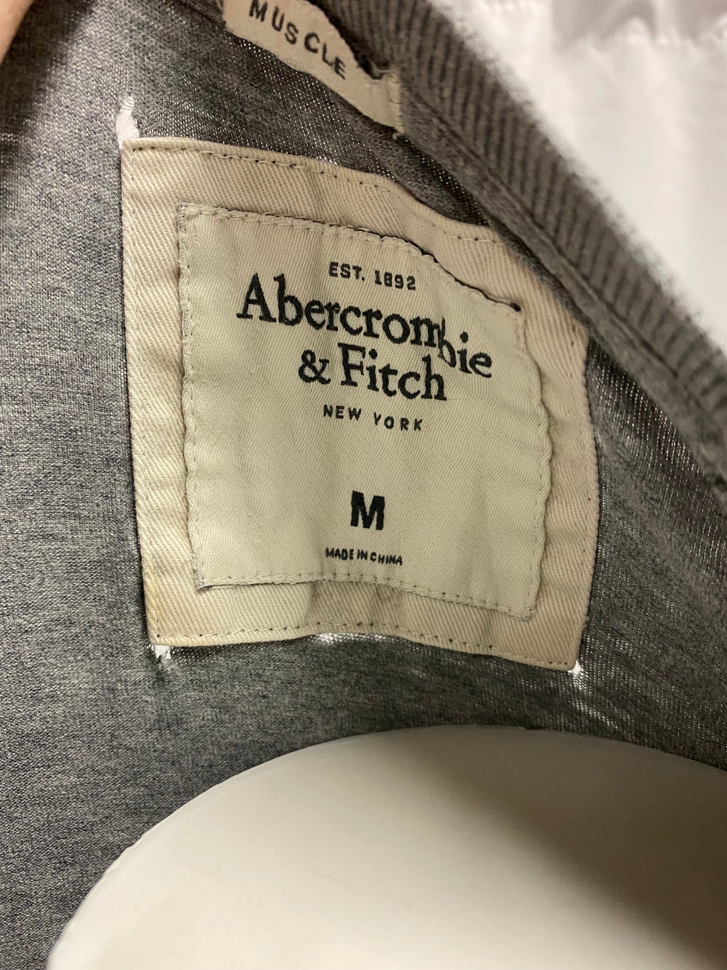 M - Abercrombie & Fitch Applique Y2K Muscle Tee