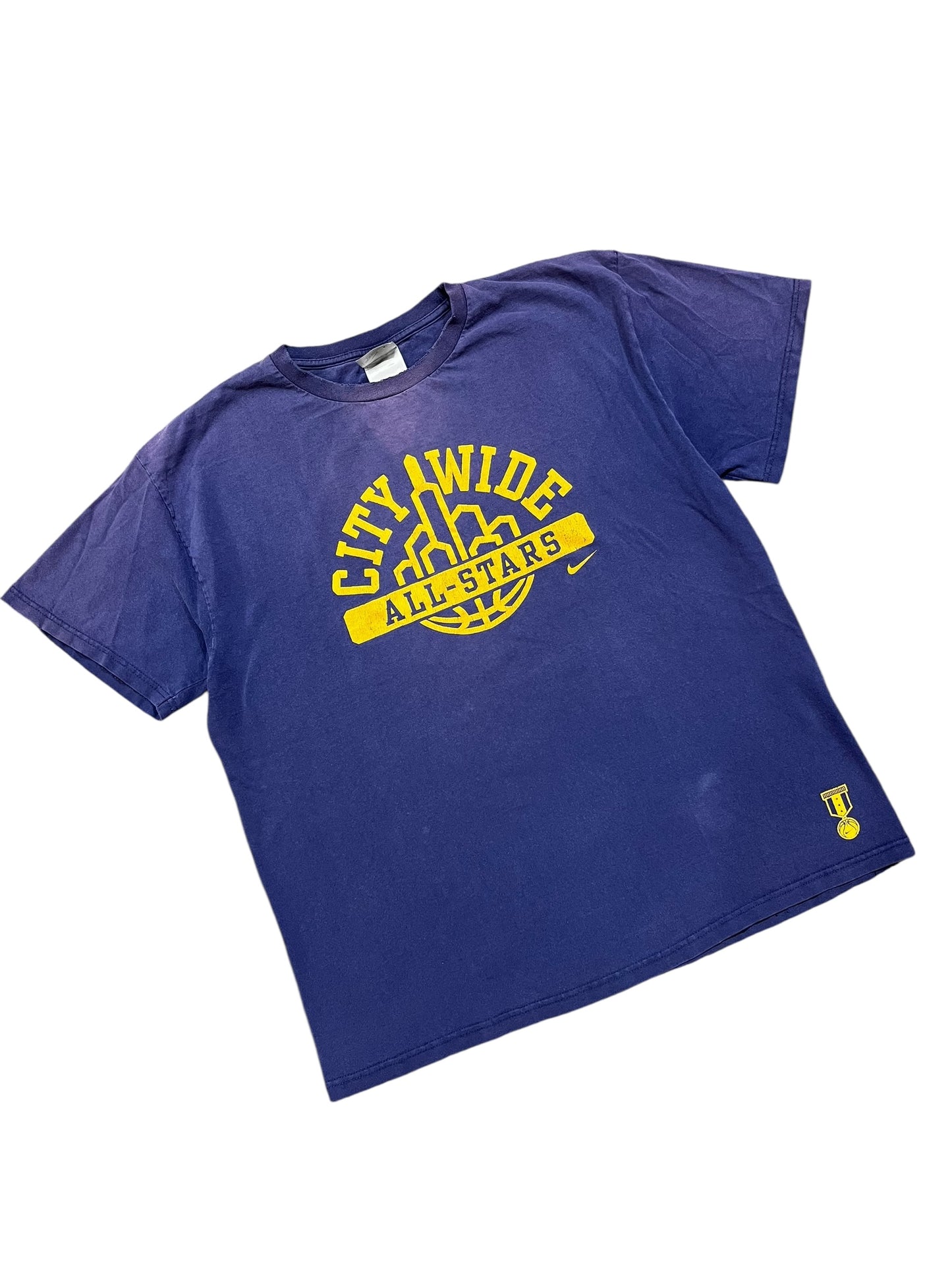 L - 2000s Faded Nike Graphic Tee