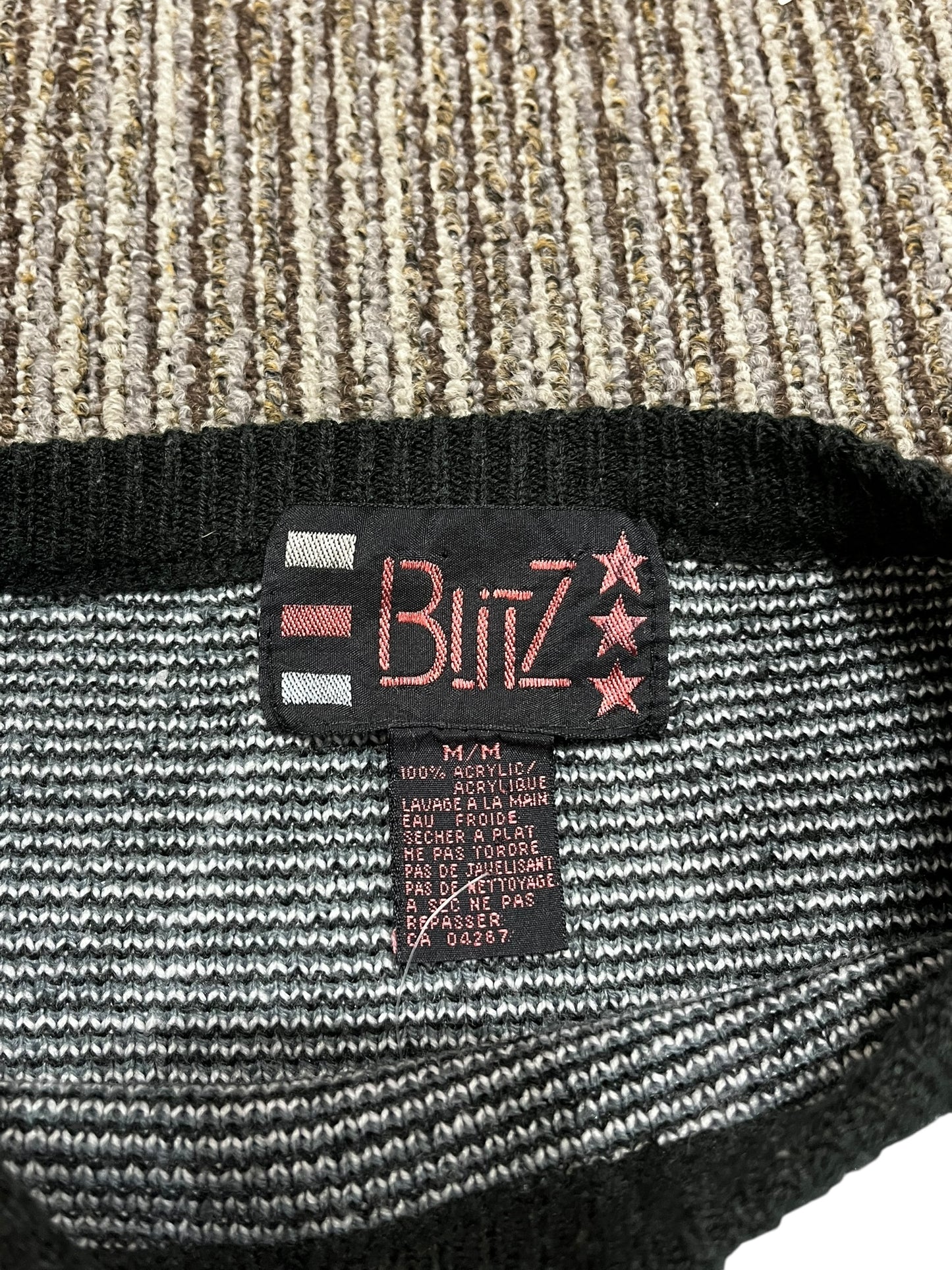 M - Blitz 80s Patterned Knit Sweater