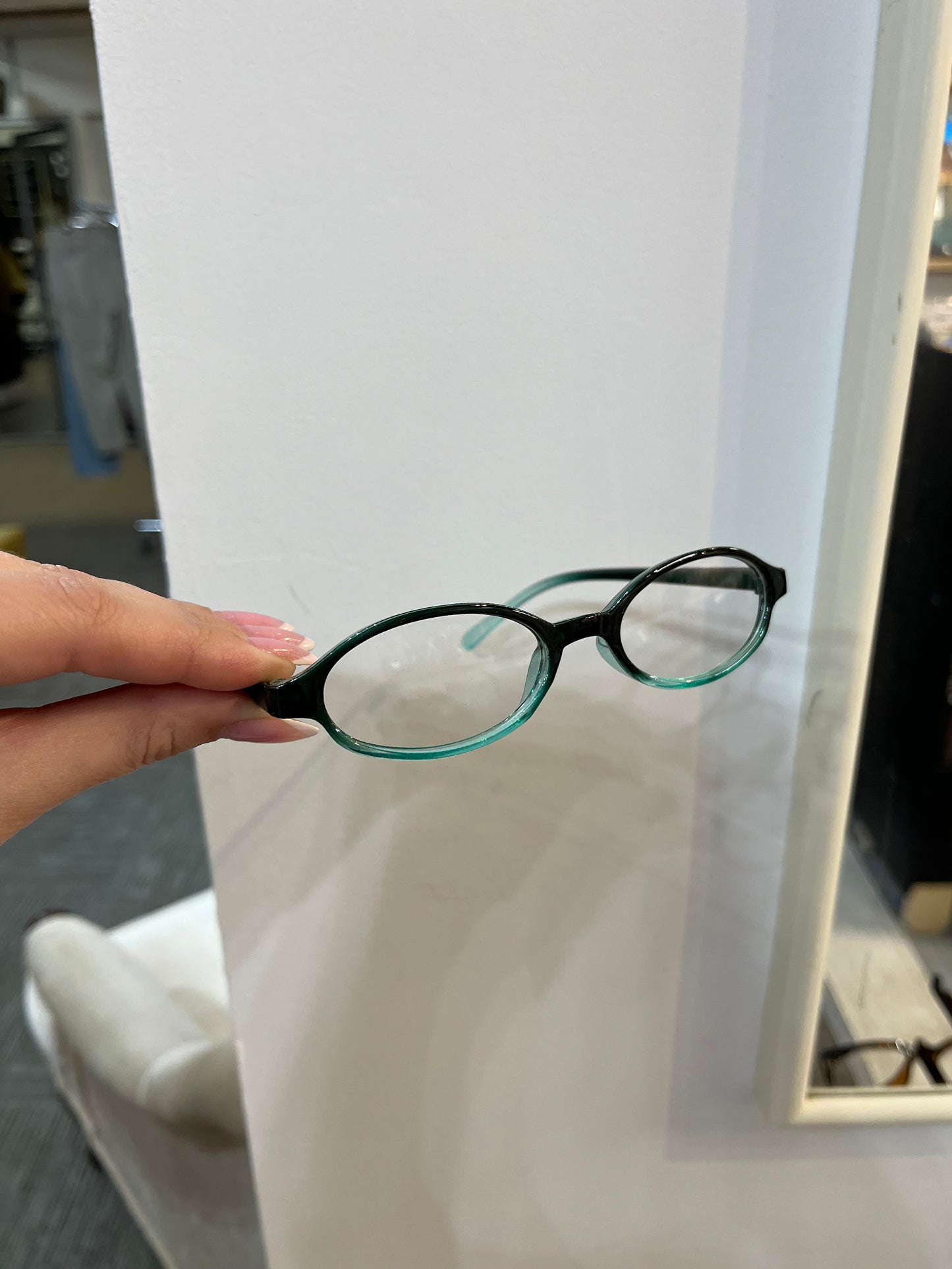 Faux Glasses - Oval Frame
