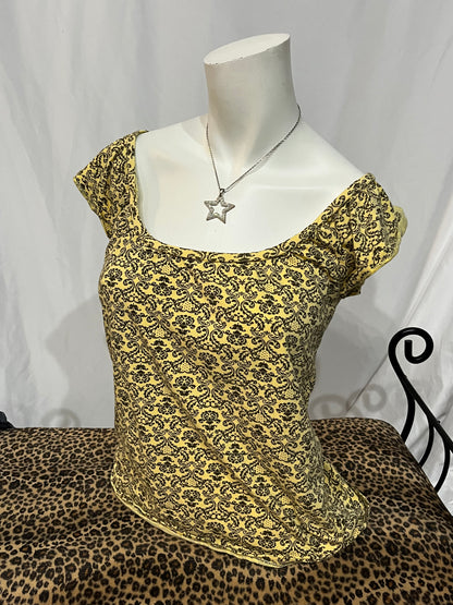 M - Kylie Yellow Paisley Off The Shoulder Top
