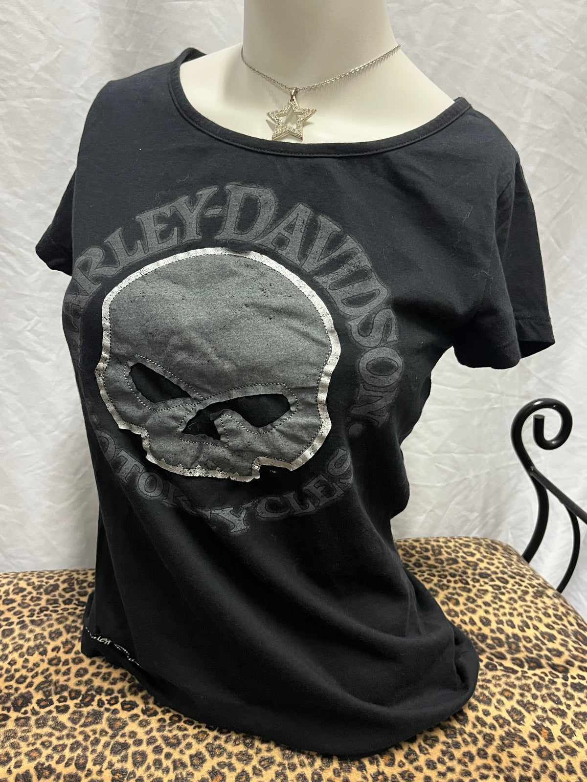 M - Harley Davidson Wings + Skull Graphic Top
