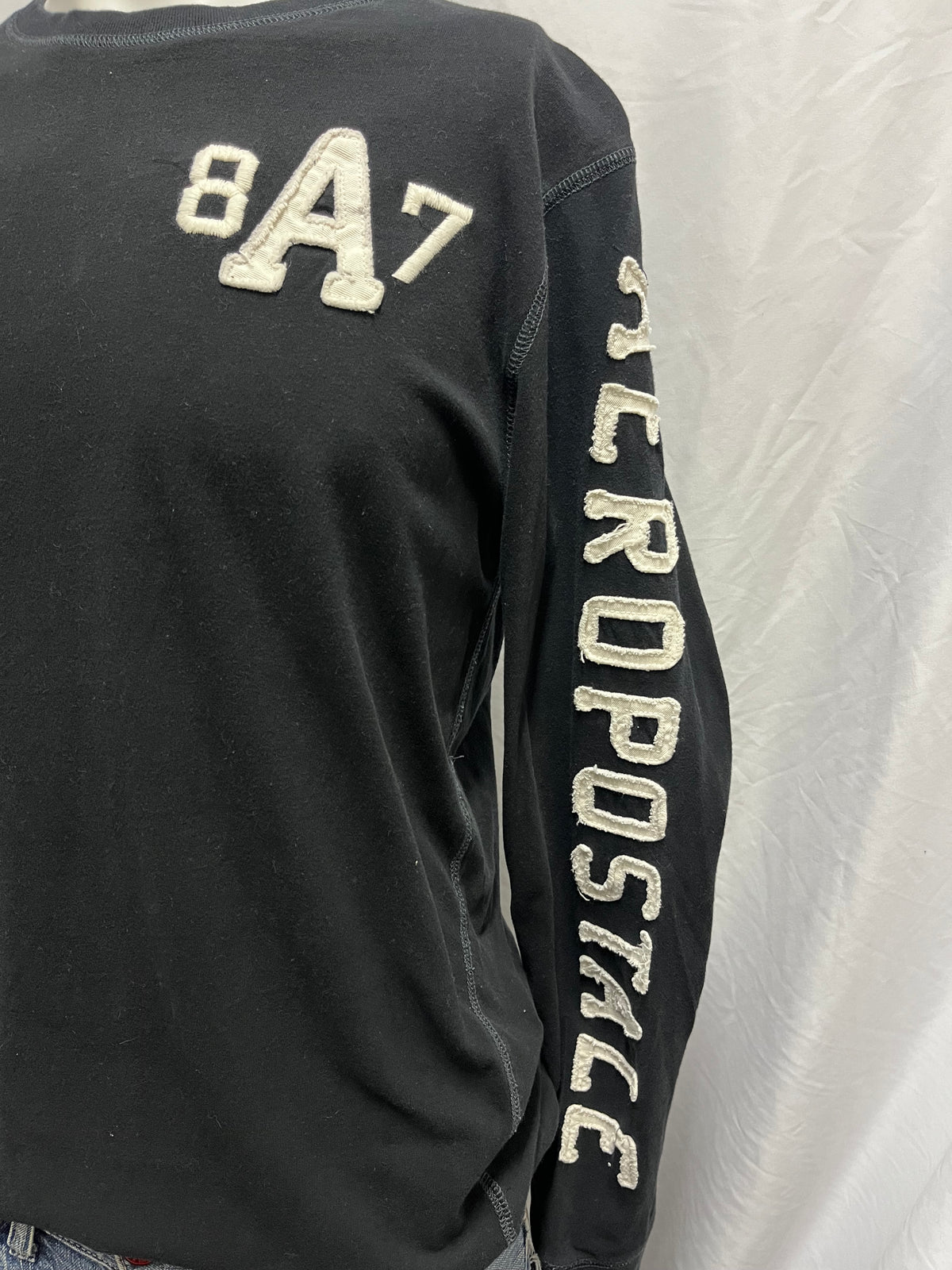 L - Aeropostale Y2K Black Applique Long Sleeve