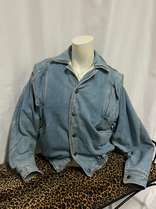 XS - Vintage 80s Light Wash Heavy Denim Jacket