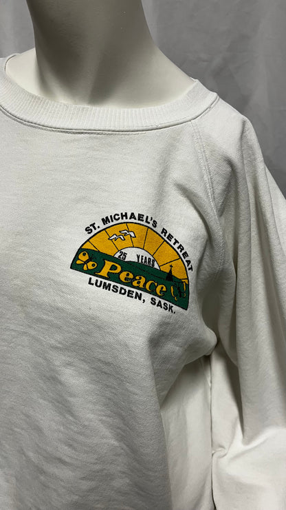 L - Lumsden Sask St Michaels Retreat Peace Vintage Sweatshirt