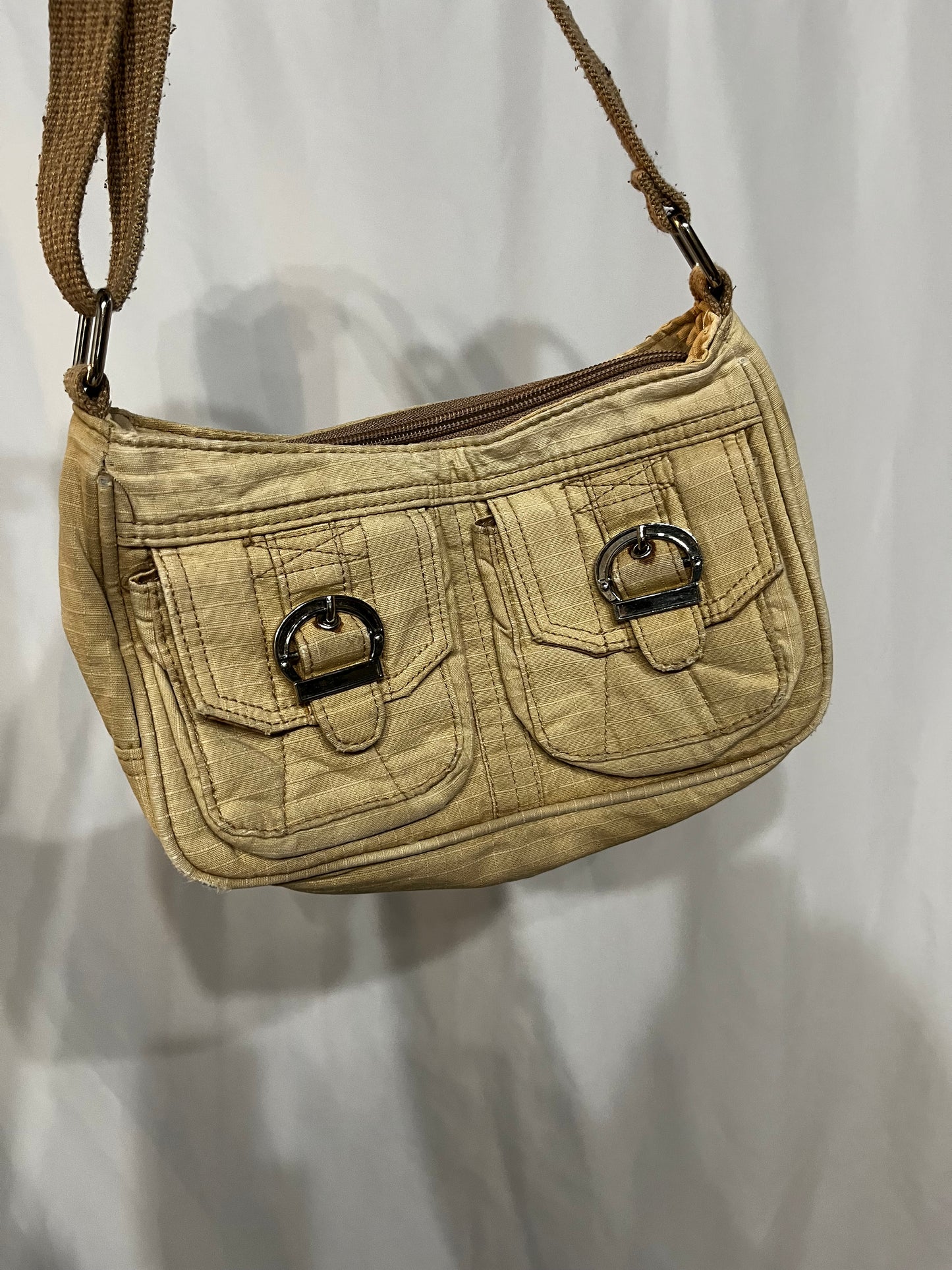 Purse - Cargo Buckle 2000s Cream Shoulder Bag