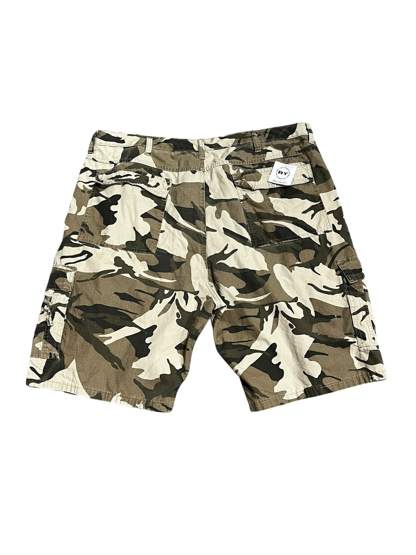 40" - Wrangler Camouflage Cargo Shorts
