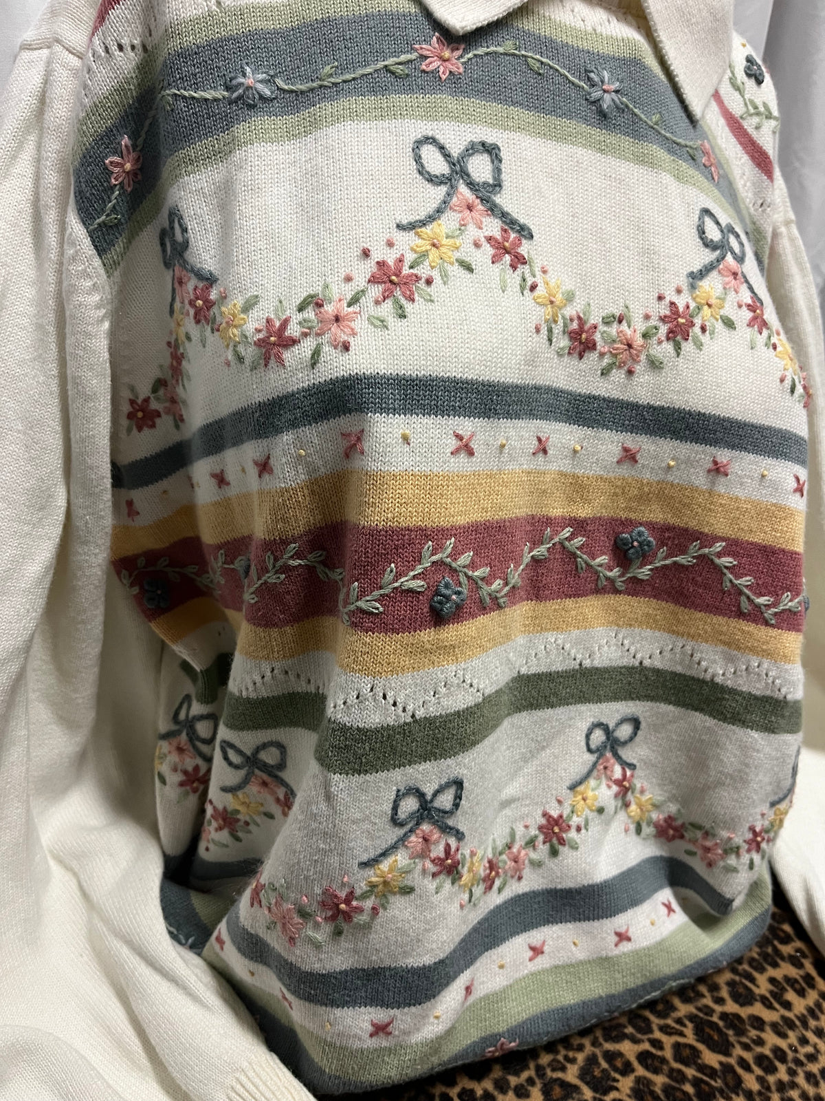2X - Alfred Dunner Collared 3D Embroidered Knit Sweater