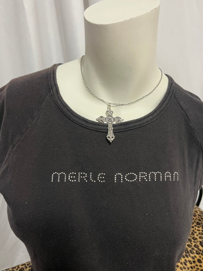 M - Merle Norman 90s Sun Bleached Baby Tee
