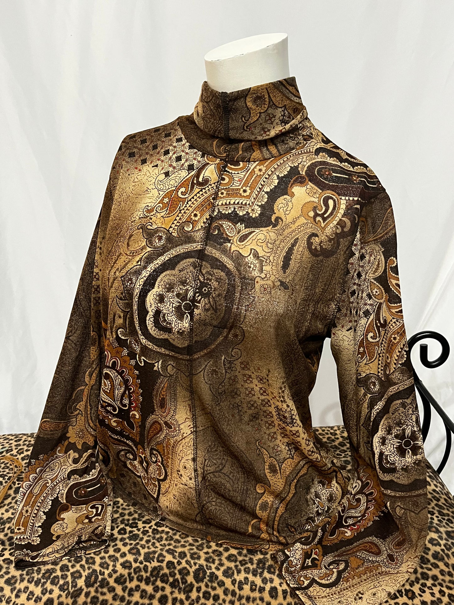 M/L - Nine & Co. 90s Paisley Sheer Turtleneck Top