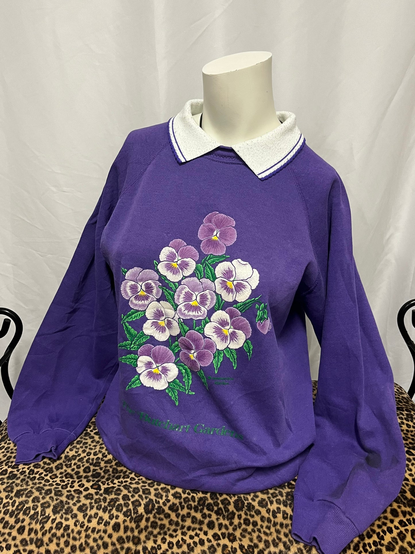 L - Morning Sun 80s Purple Collared Graphic Sweatshirt