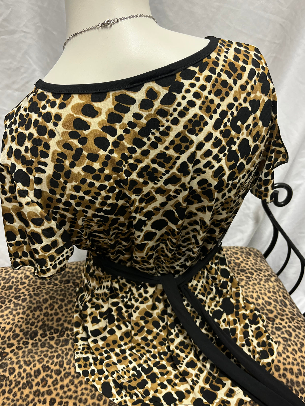 M - AB Studio Y2K Patterned Tie Black Top