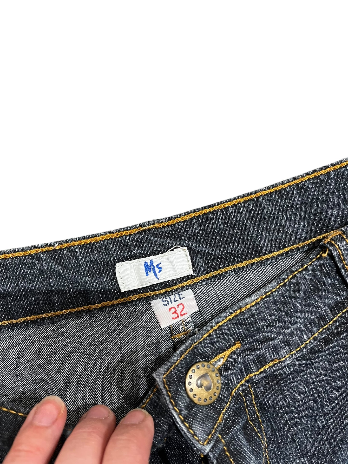 32" - Ms. Y2K Flower Embroidery Flared Jeans