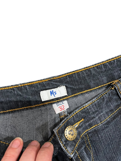 32" - Ms. Y2K Flower Embroidery Flared Jeans