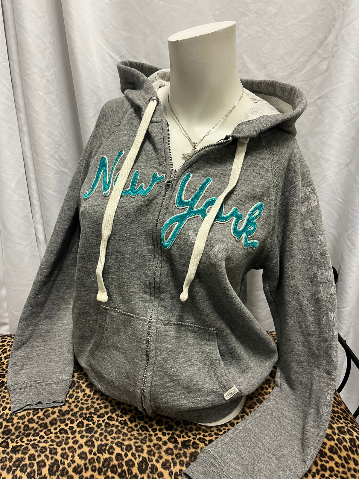 S - American Eagle New York 2010s Grey Zip Hoodie