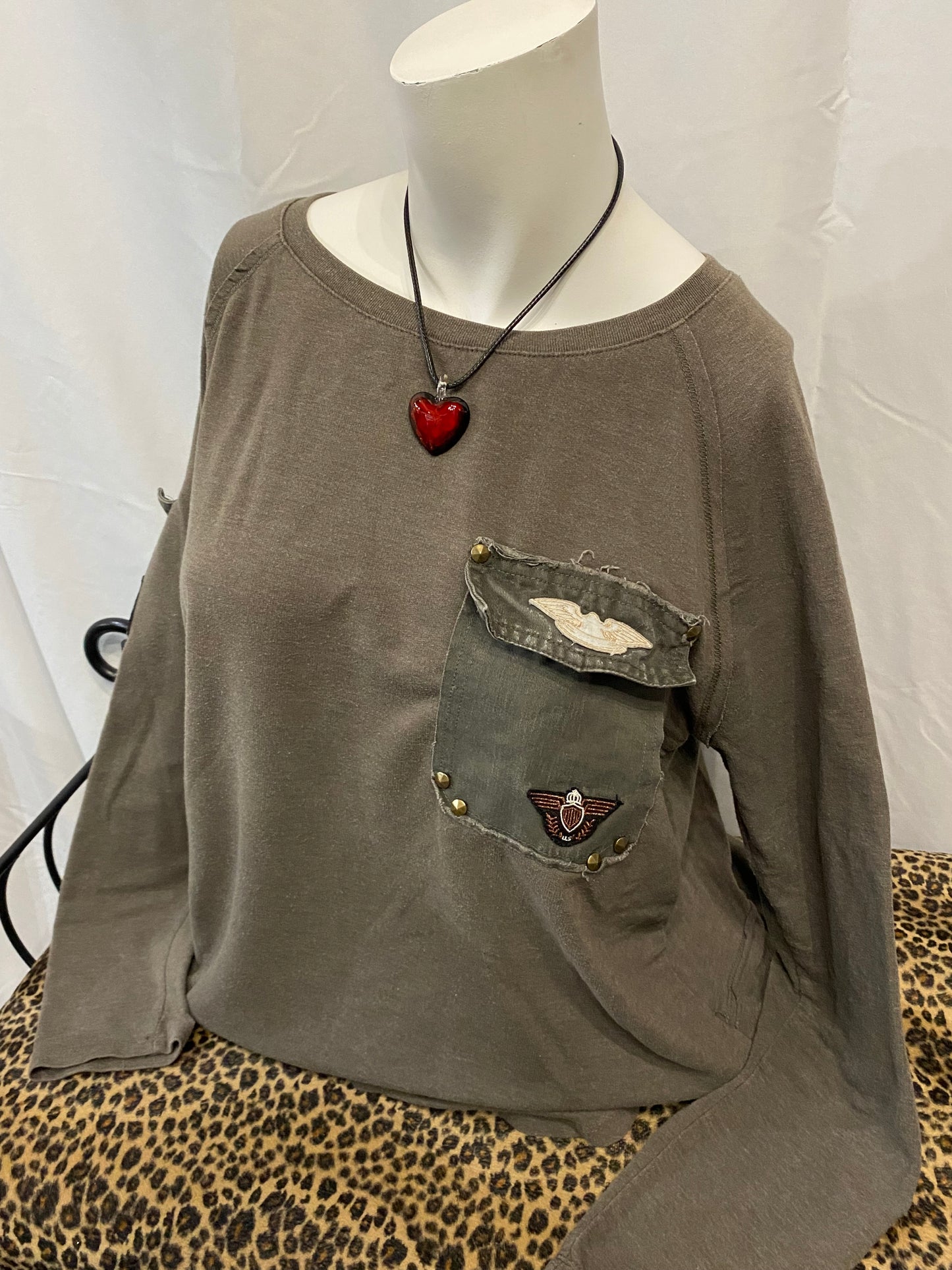 M/L - Army Green 2000s Pocket Long Sleeve