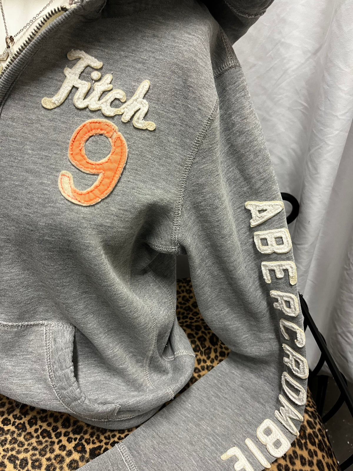 L - Abercrombie & Fitch Y2K Grey Applique Zip Hoodie