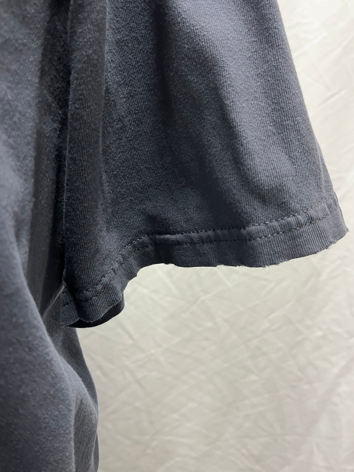 L - 2000s Faded Grey Graphic Tee