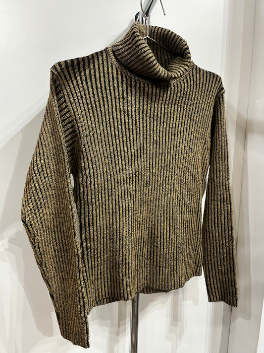 M - A00 Y2K Ribbed Knit Turtleneck Sweater