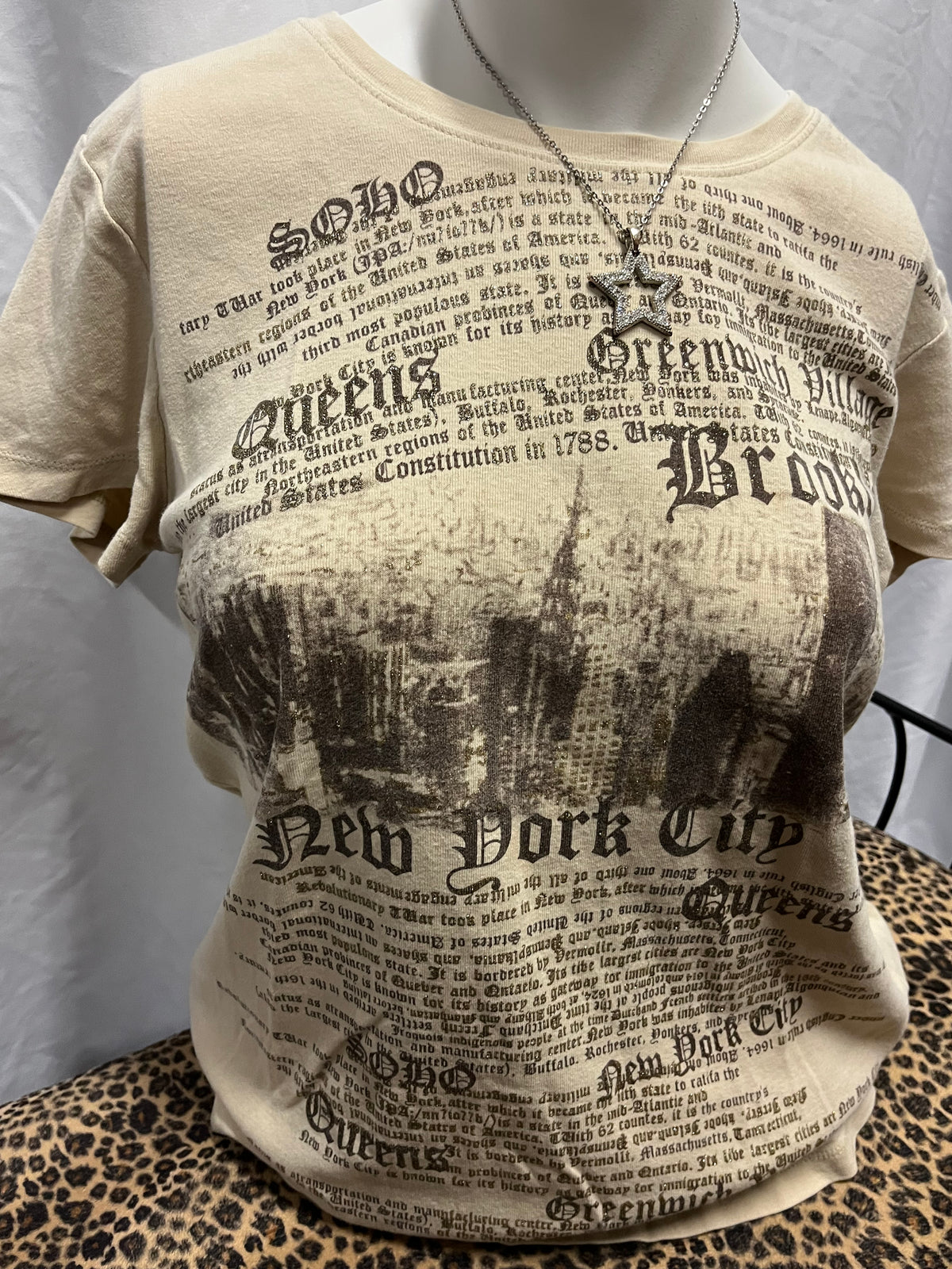 L/XL - New York City Y2K Shimmer Graphic Top