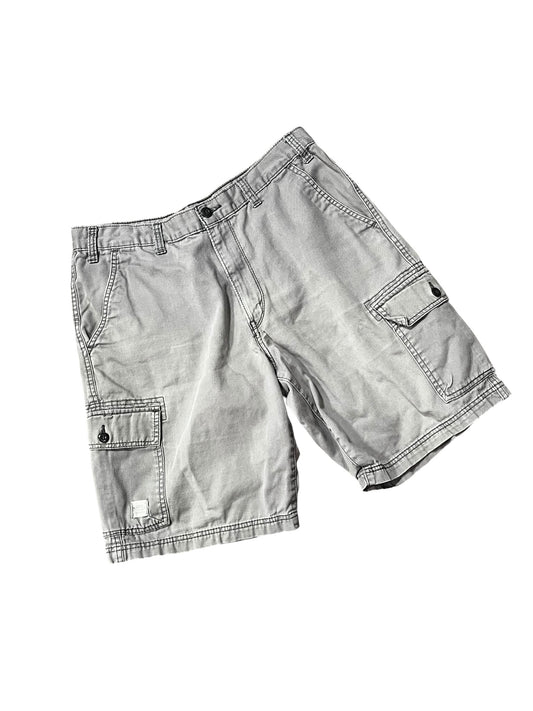 36" - Levi's 2000s Grey Cargo Shorts