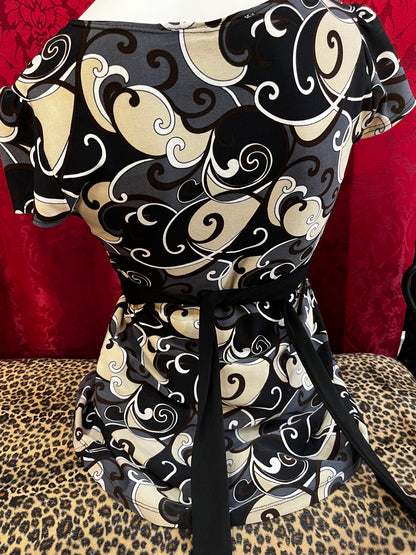 M - Kismet 2000s Funky Belted Top