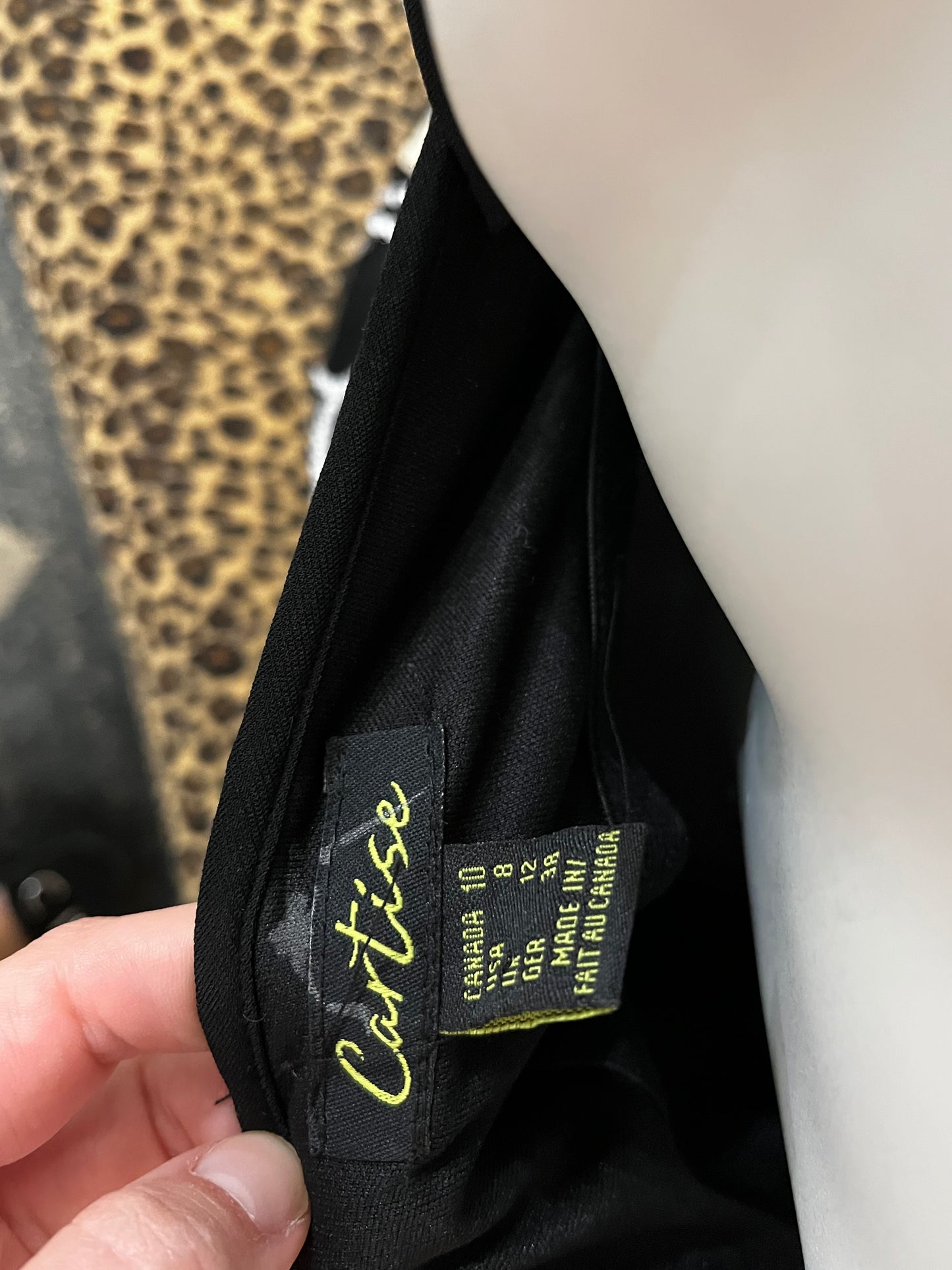 M - Cortise 2000s Sequin Embroidery Top
