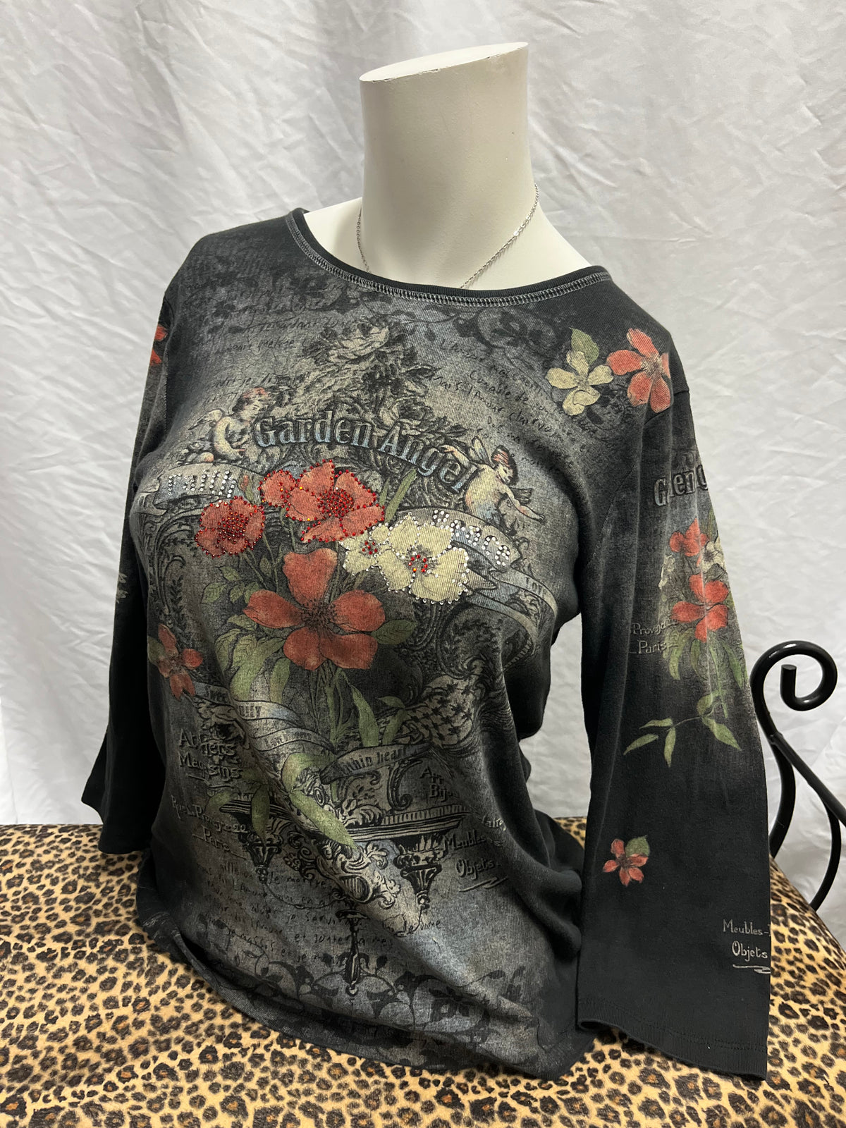 M - Cactus Garden Angel 3/4 Sleeve Graphic Top