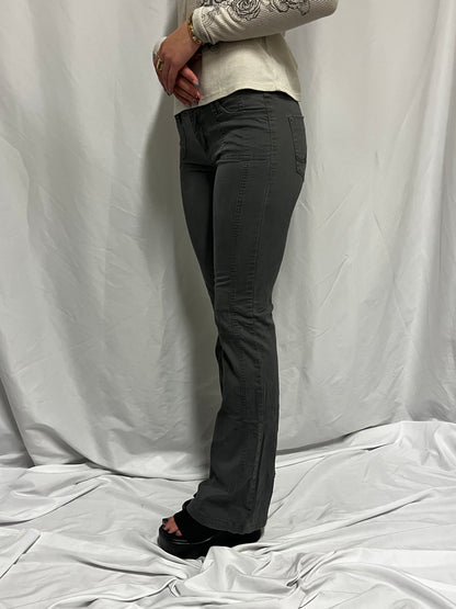 SZ 2 - Garage 2000s Low-Rise Cargo Flares