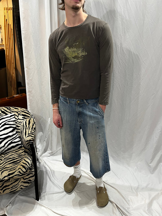 M/L - Calvin Klein Jeans Graphic Long Sleeve