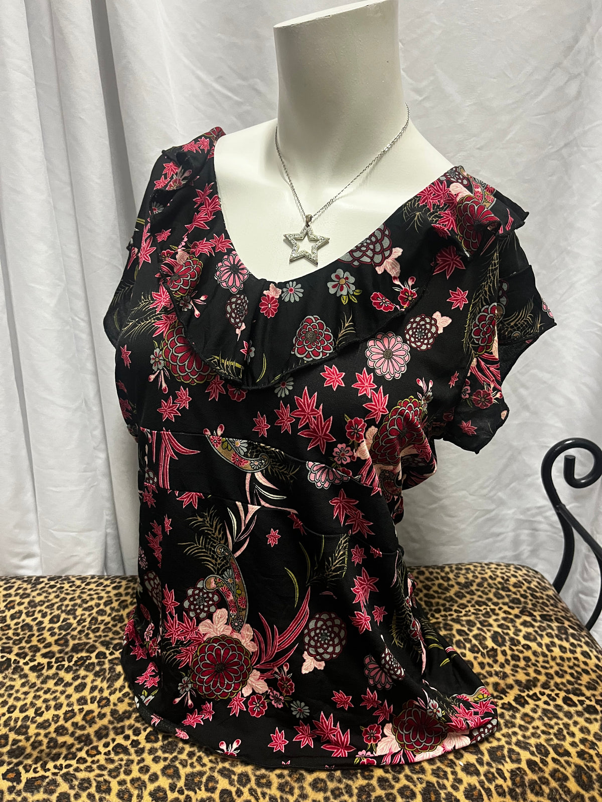 S/M - Susan Lawrence Y2K Black + Pink Floral Blouse