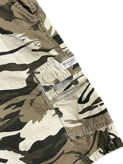 40" - Wrangler Camouflage Cargo Shorts