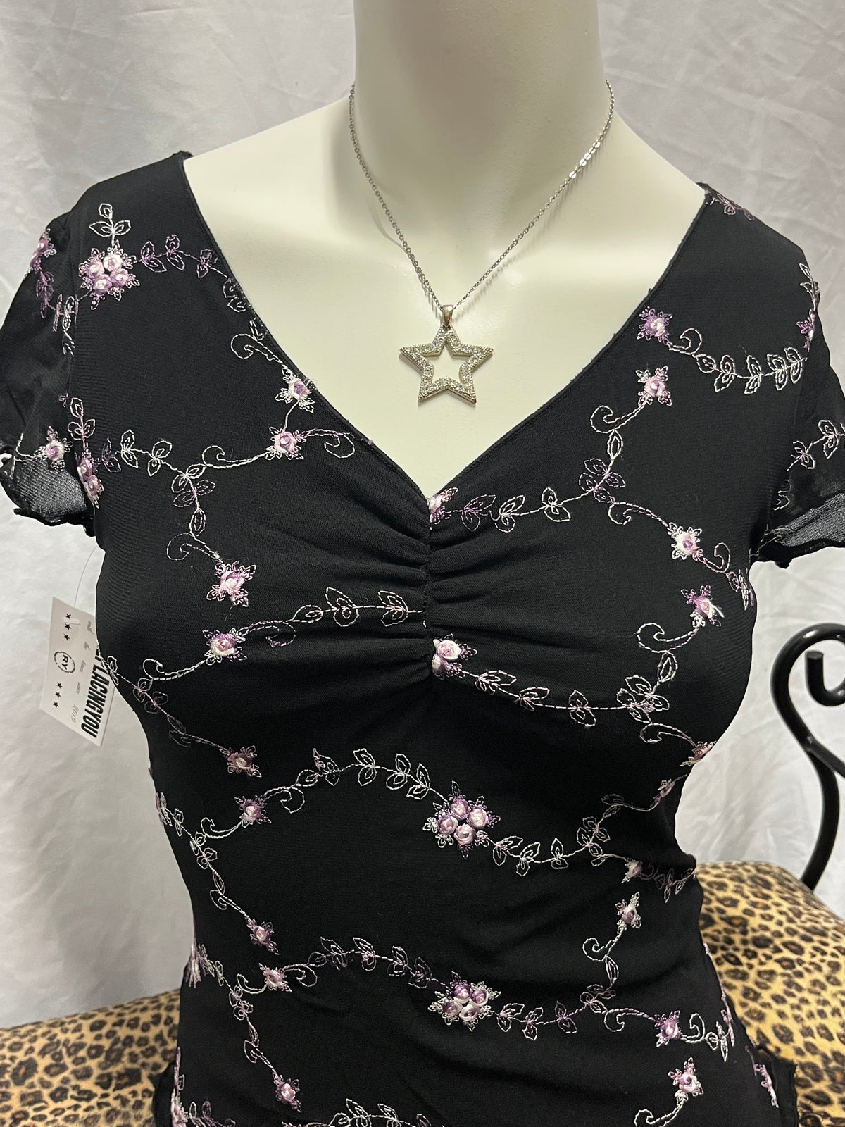 M - Wrapper Y2K Purple Floral Mesh Overlay Top
