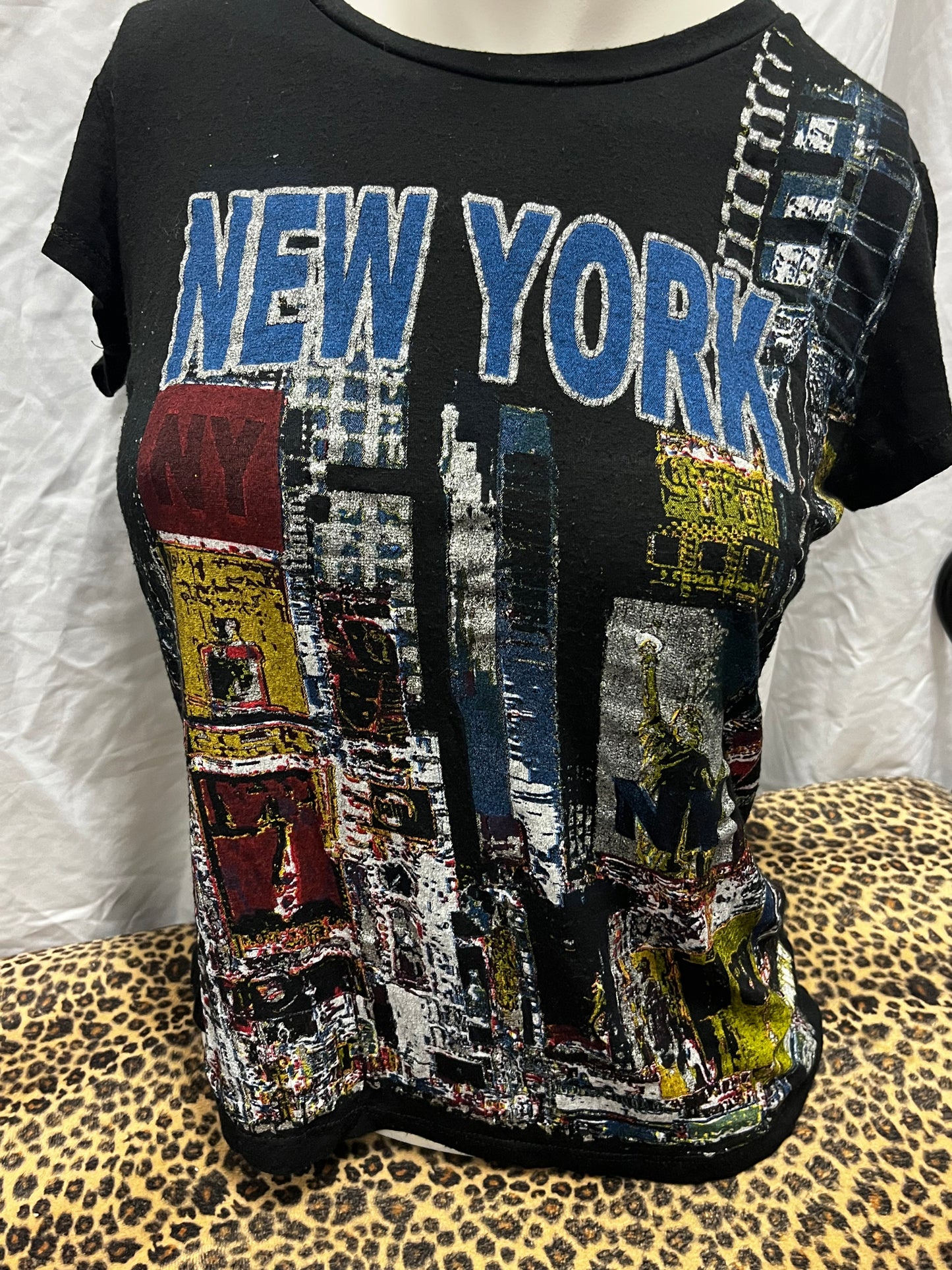 M - New York Y2K Graphic Top