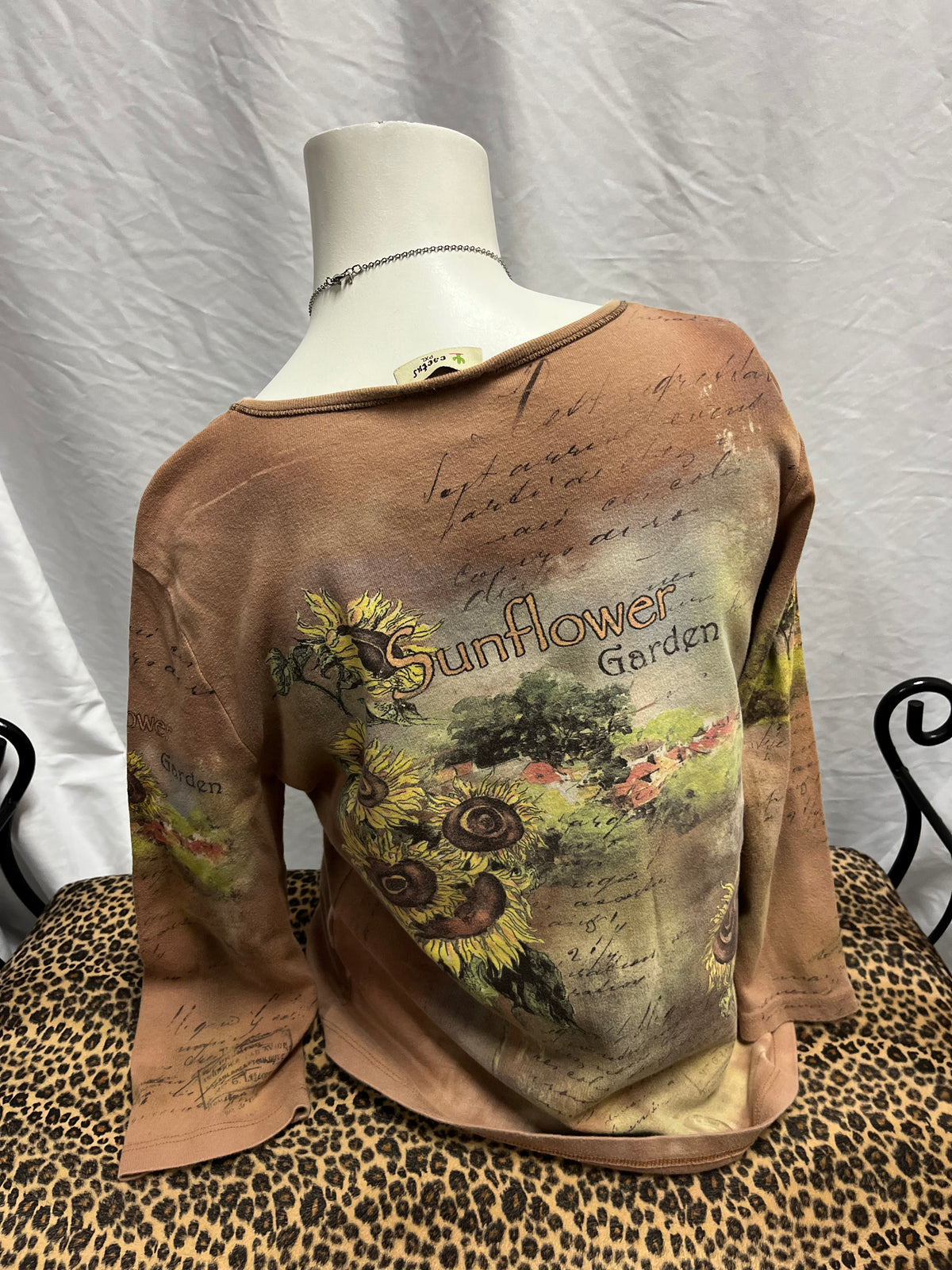 M/L - Cactus 2000s Sunflower Rhinestone Graphic Top