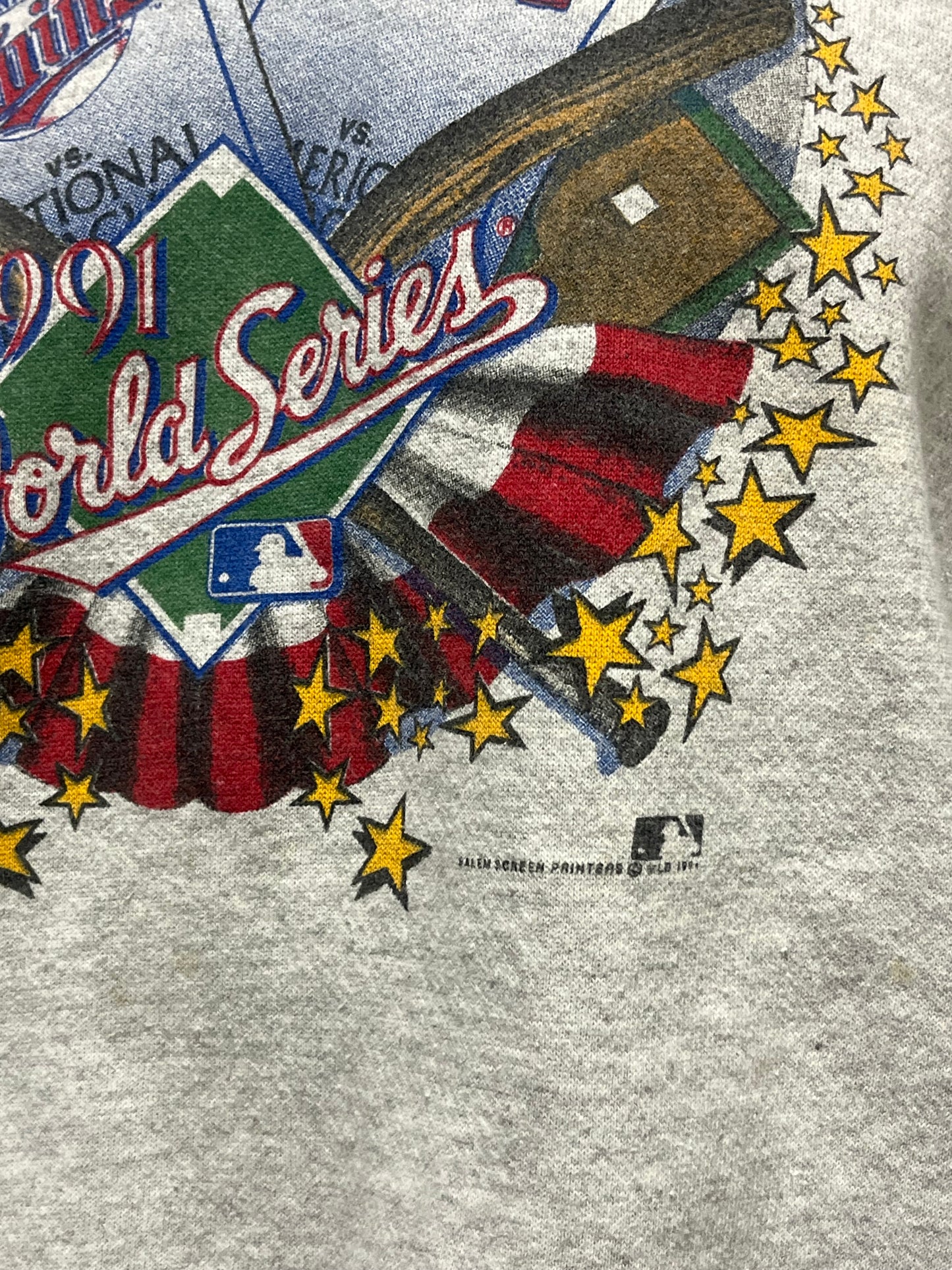 L/XL - MLB 1991 Twins x Braves World Series Salem Sweatshirt