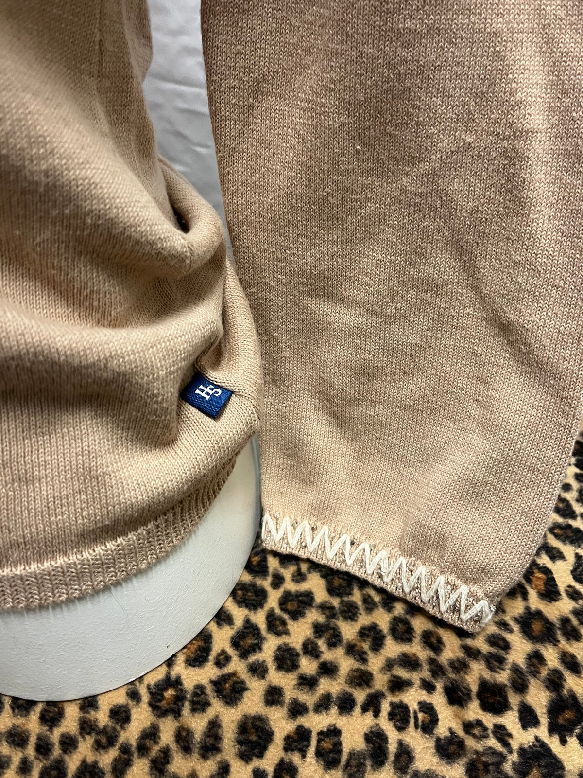 S - Higher State 90s Knit Keyhole Blouse