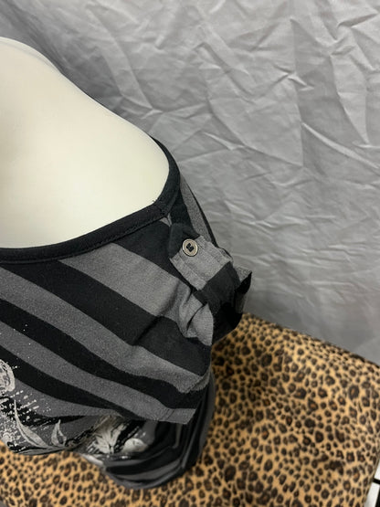S - Streetwear Society Y2K Stripe Graphic Top